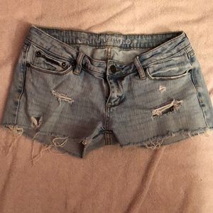 Denim distressed shorts